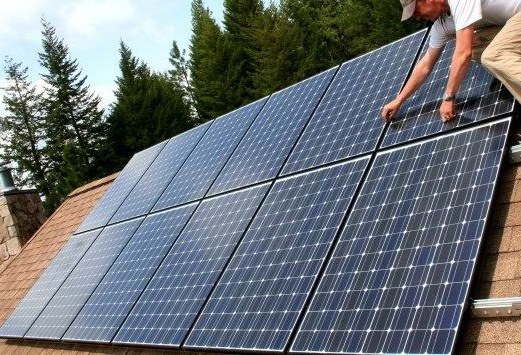 Are Solar Panels Difficult to Maintain?
